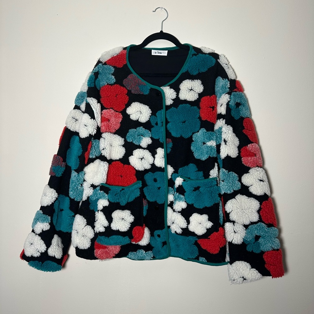 BOLD Floral Teddy-textured Swing jacket